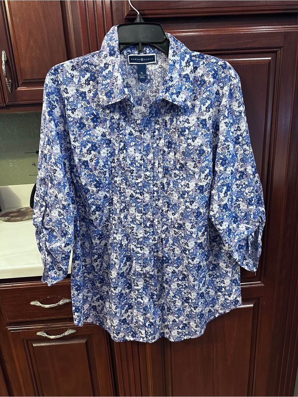 NWOT Karen Scott L/XL Paisley Lightweight Shirt